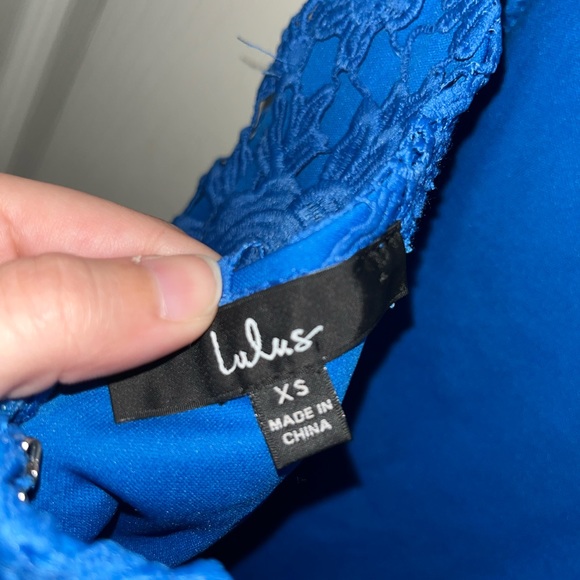 Lulu’s backless lace dress - Picture 3 of 5